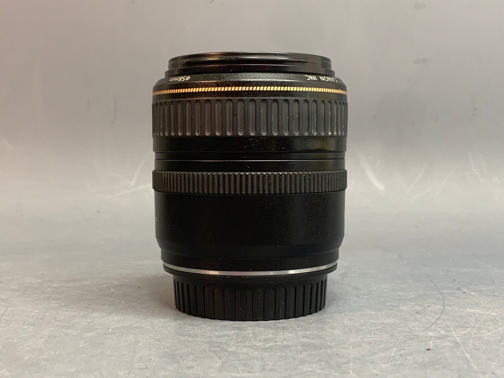 Canon EF 28-105mm 3.5-4.5 II USM скол на ободе