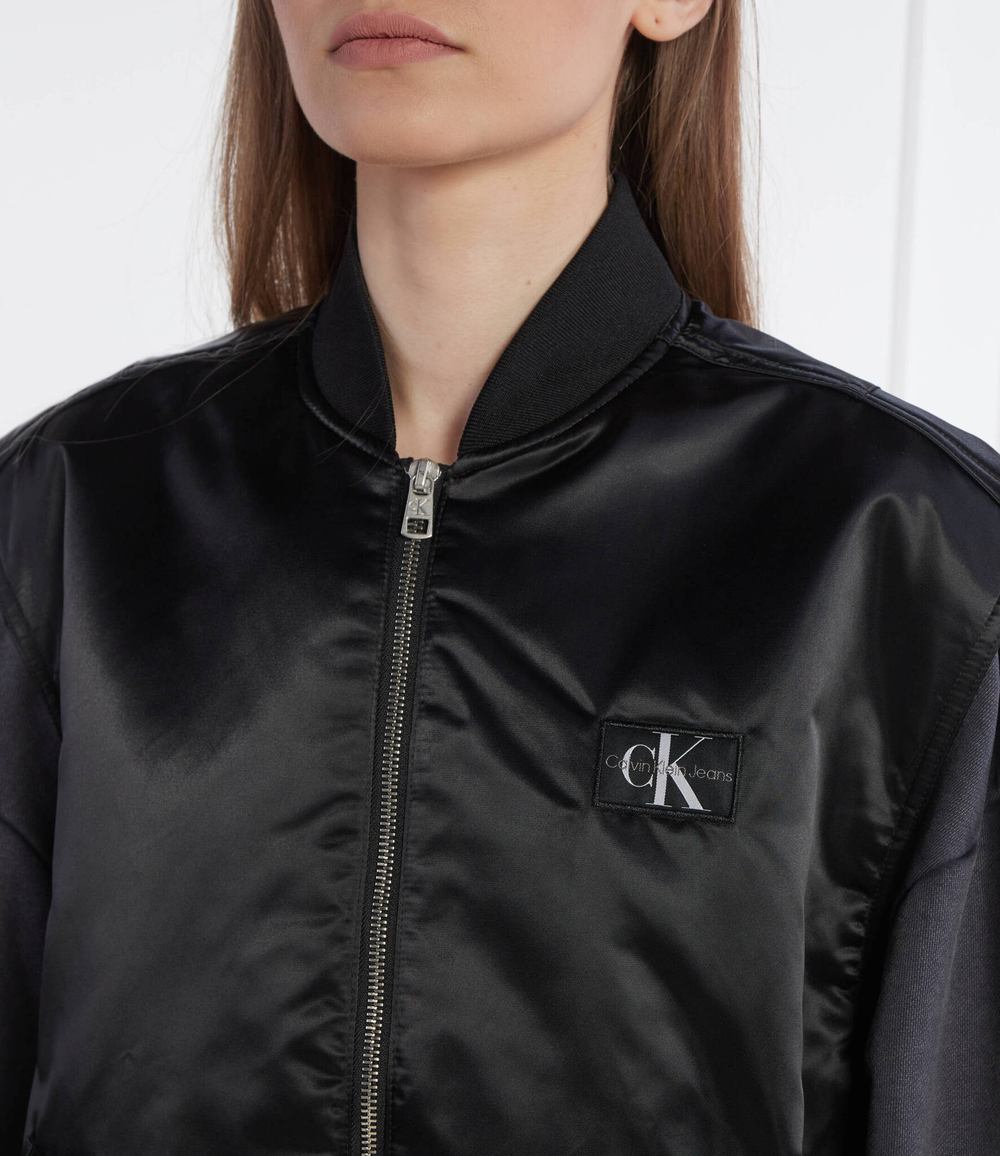 Сатиновая безрукавка CALVIN KLEIN JEANS - черный(J20J223039)