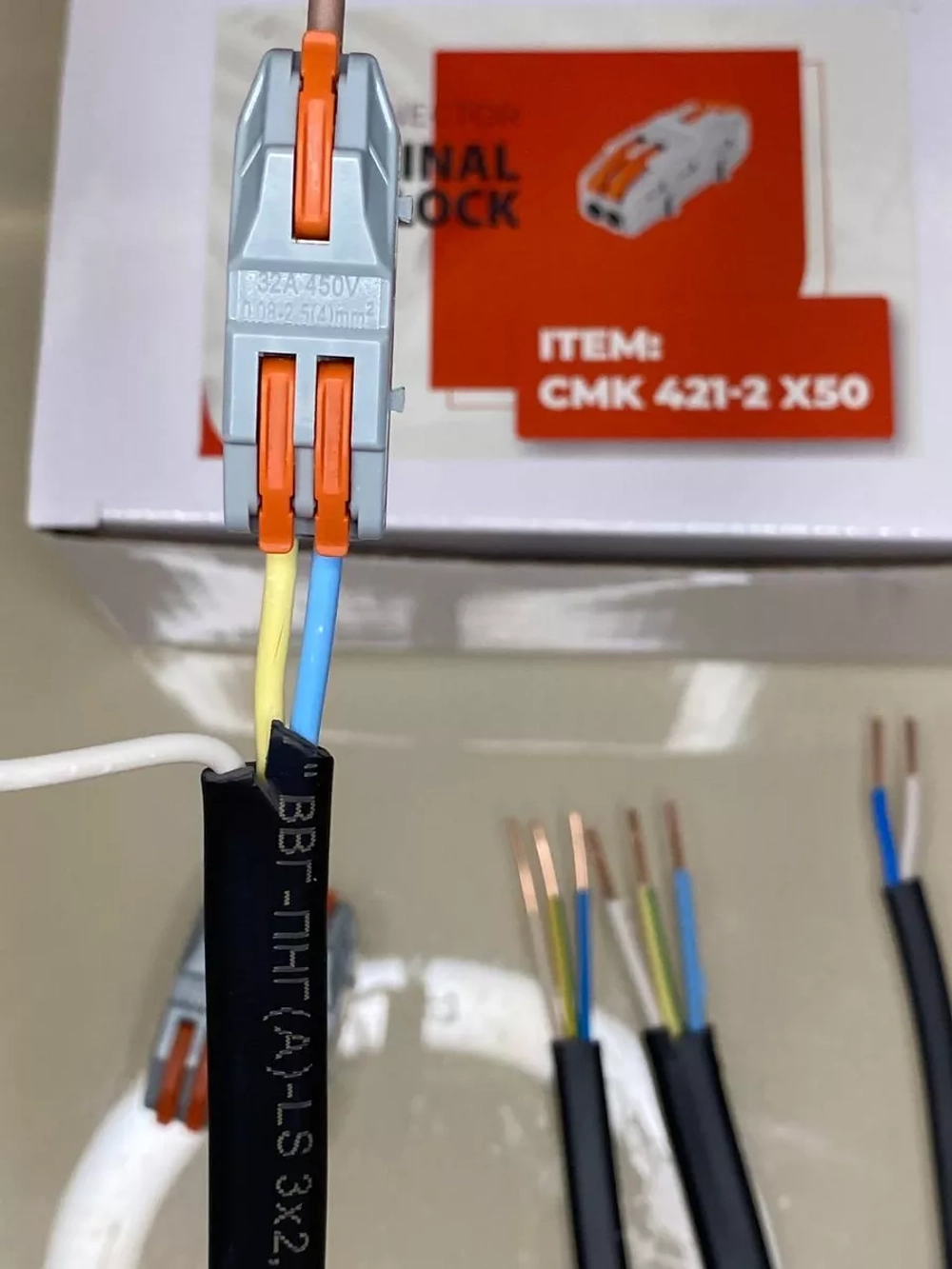 Клеммы проходные CMK421-2 50 шт.