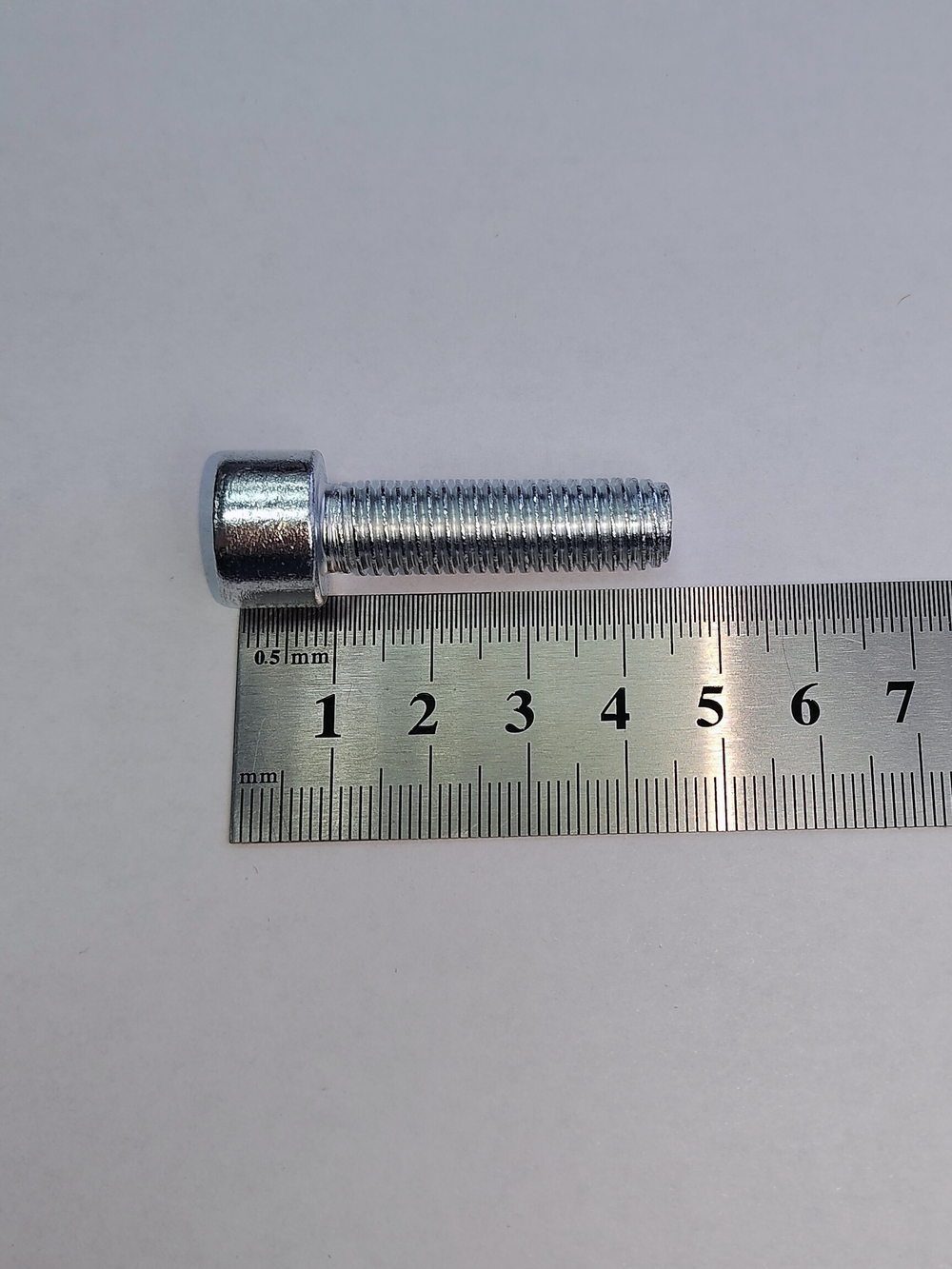 10х35 ОЦ. Винт П/Р с внут.шестигр. к.п.8.8 DIN912 (30 шт)