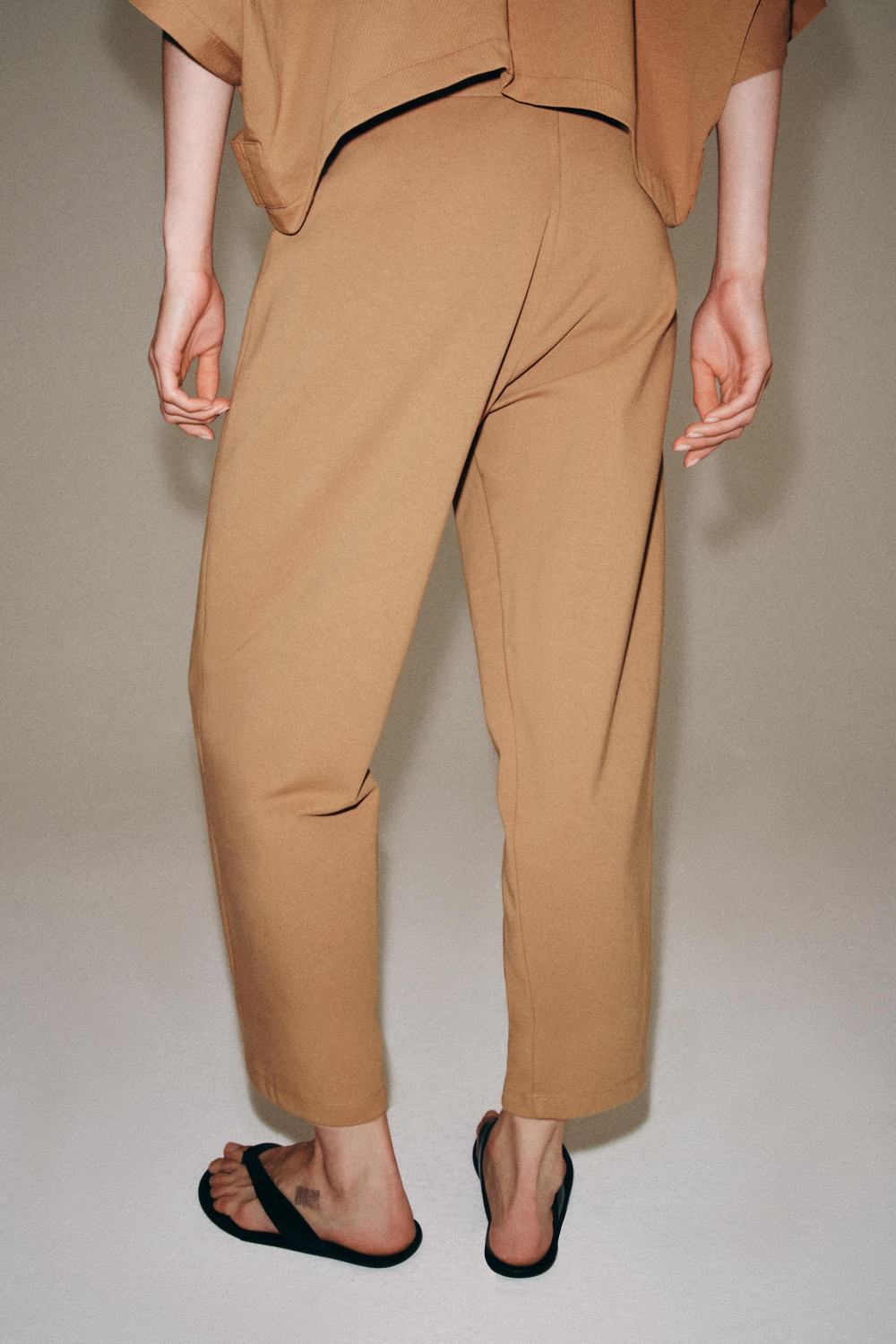 БРЮКИ CARROT FIT ИЗ ТРИКОТАЖА ИНТЕРЛОК — ZARA