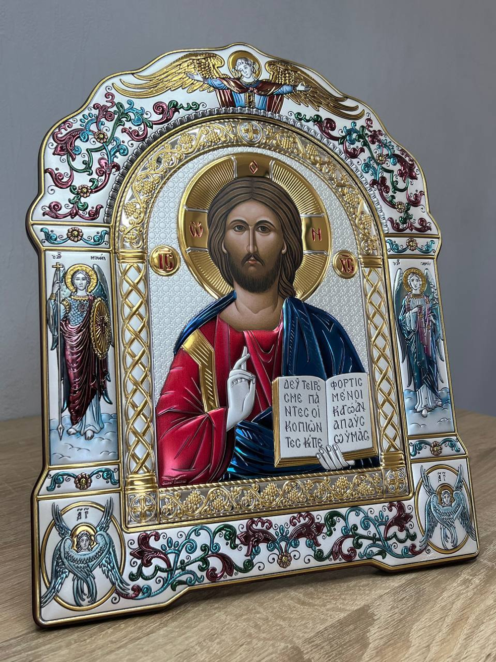 Спаситель, икона арочная с рамкой, красное дерево, эмаль 266х335