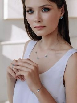 Колье Миражи с голубыми кристаллами Swarovski