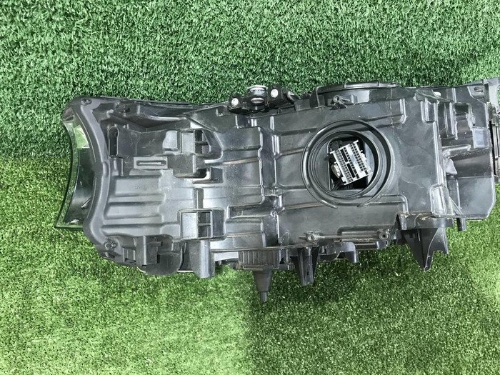 Фара правая BMW 7er G11 G12 (2015-2019) Adaptive LED