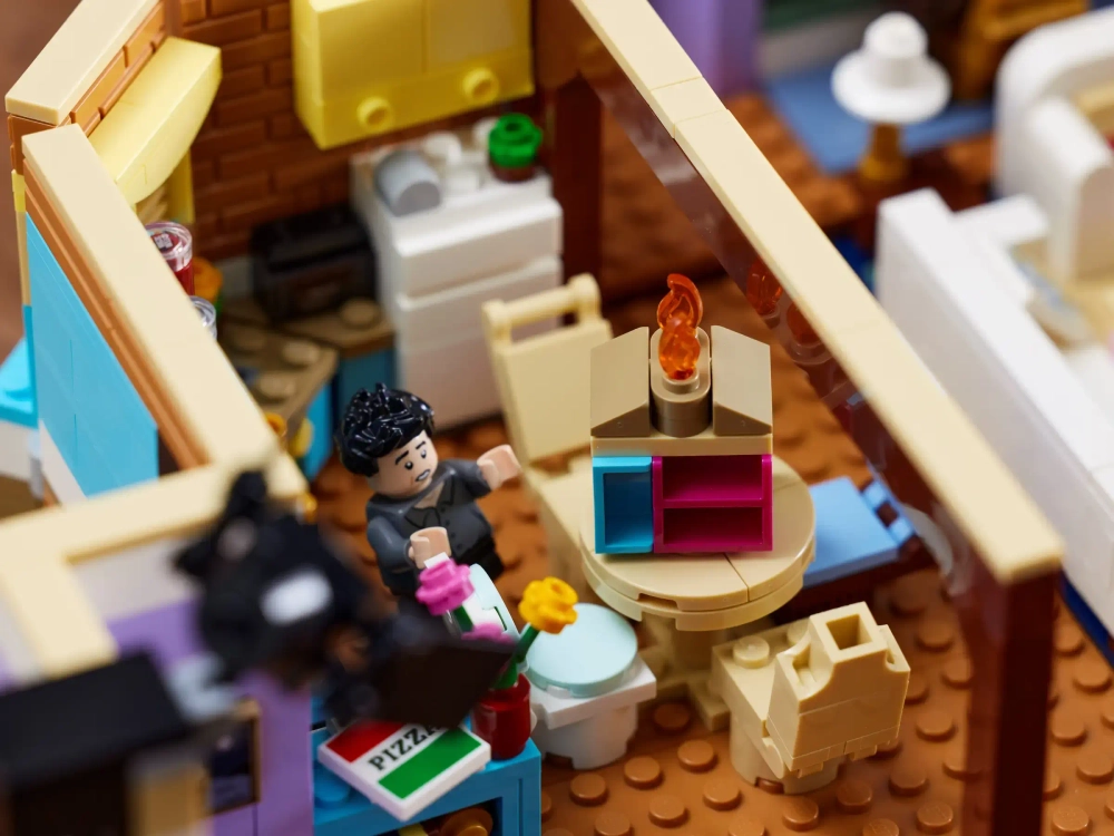 Конструктор LEGO Icons 10292 The Friends Apartments
