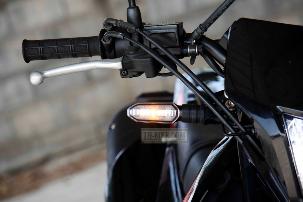Full set 3.4W LED WINKERs for Honda CRF250L-M, CRF300L (non LED) 2012-2022. OEM Stock for Asian model