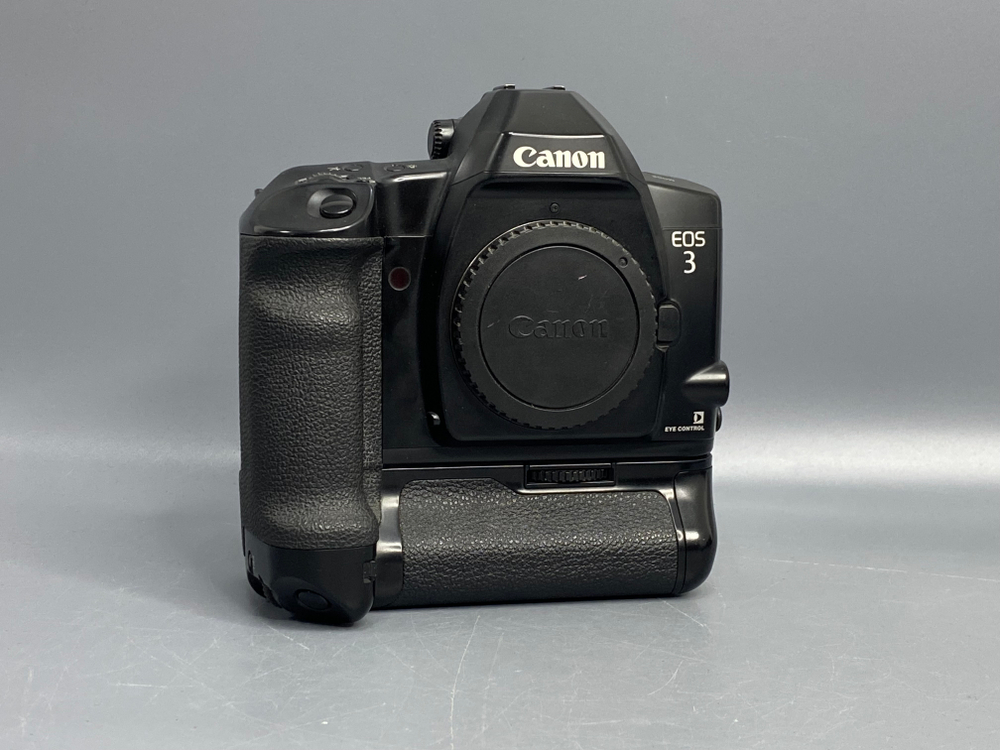 Canon EOS 3 body