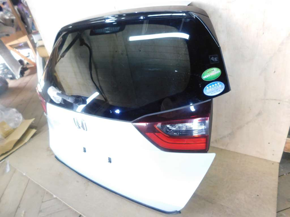 дверь задняя Honda Fit GR1 GS5