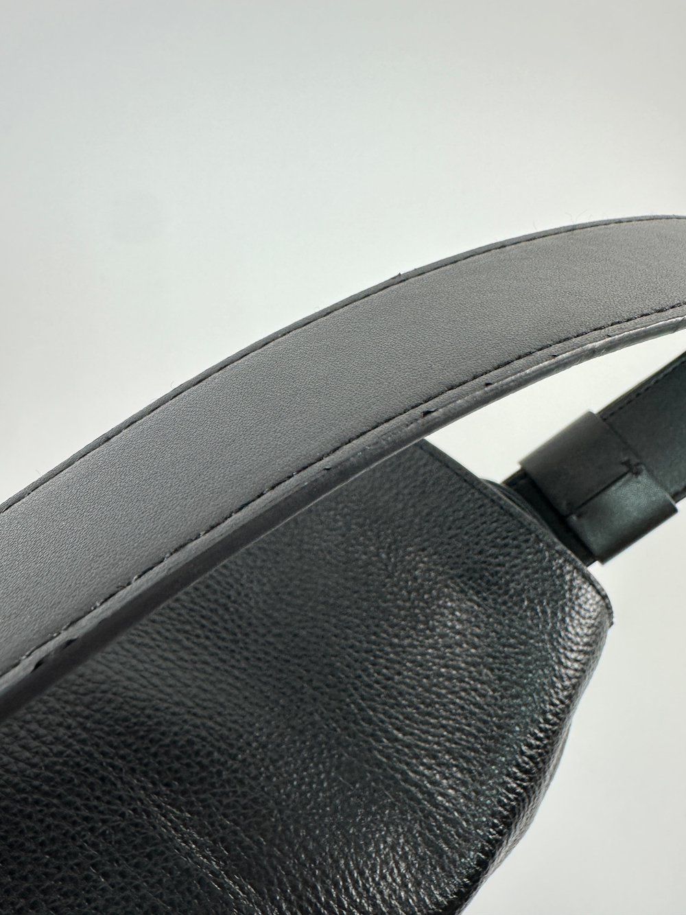 Сумка Pinko Leaf Hobo