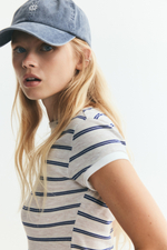 Облегающая футболка с контрастной лентой - H&M