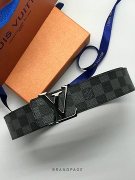 Ремень чёрно-серый от Louis Vuitton LV Initiales BP5-075655