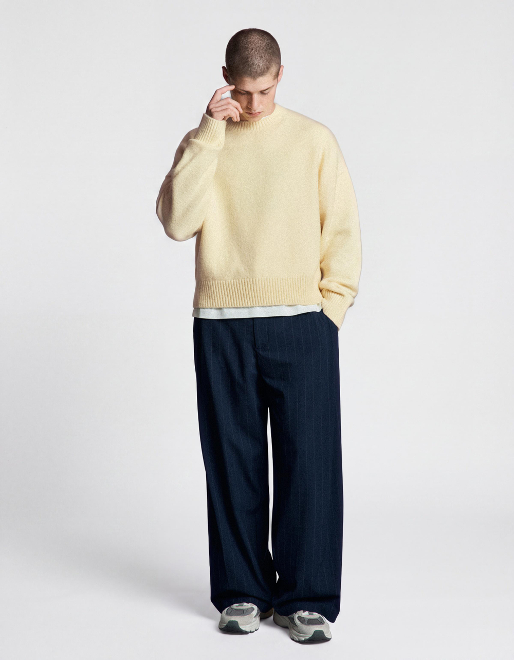 Мужской джемпер boxy fit с круглым вырезом - BERSHKA
