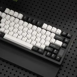 Chilkey ND75 Jet Black — вид под углом