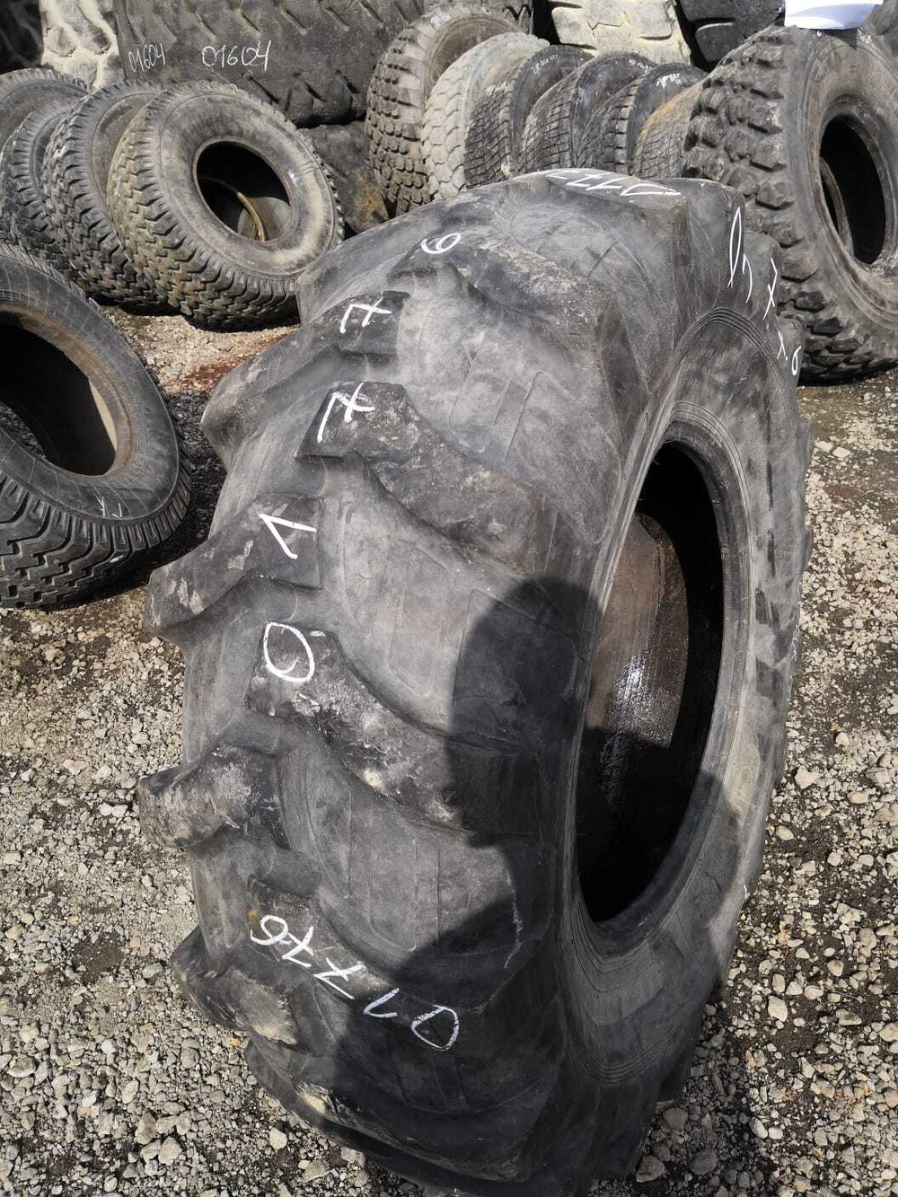 16.9-24 Cultor INDUSTRIAL 40 шина б/у