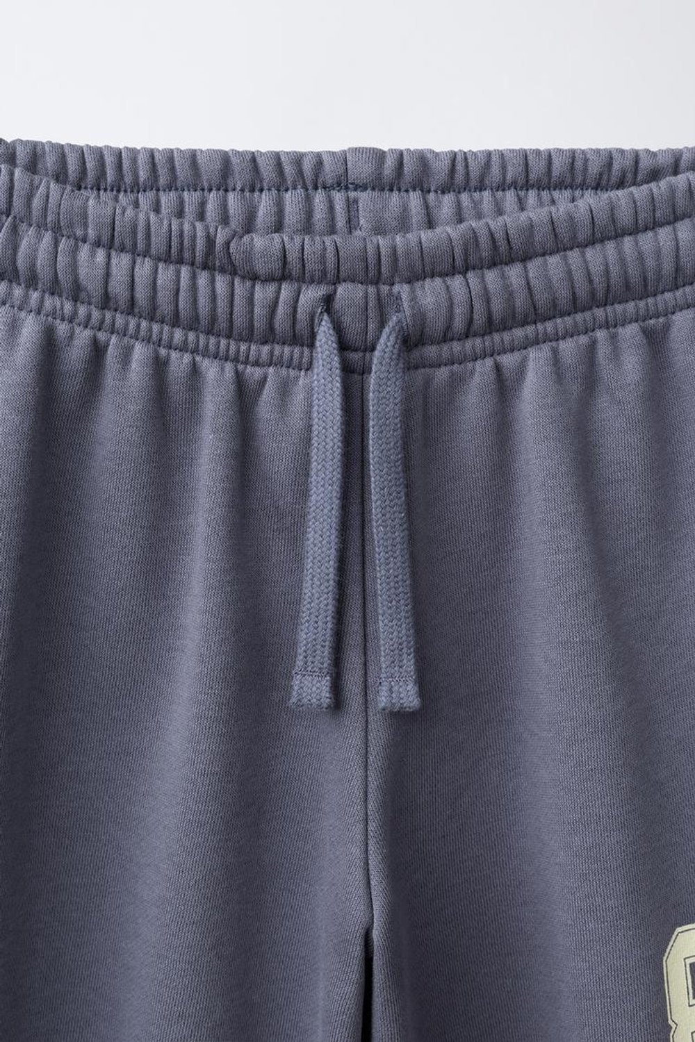 ZARA БРЮКИ-ДЖОГГЕРЫ VARSITY ИЗ МЯГКОЙ ТКАНИ, ЛИНЯЛЫЙ СИНИЙ