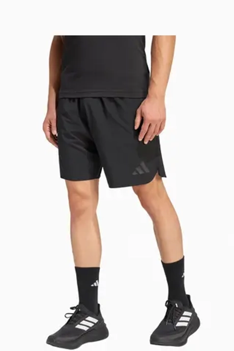Шорты adidas Tiro Travel - черный