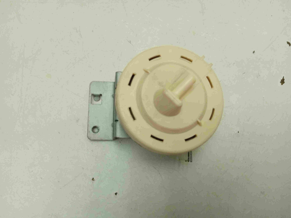WF6452S4V кт204 Датчик уровня воды для стиральной машины Samsung WF6452S4V б/у