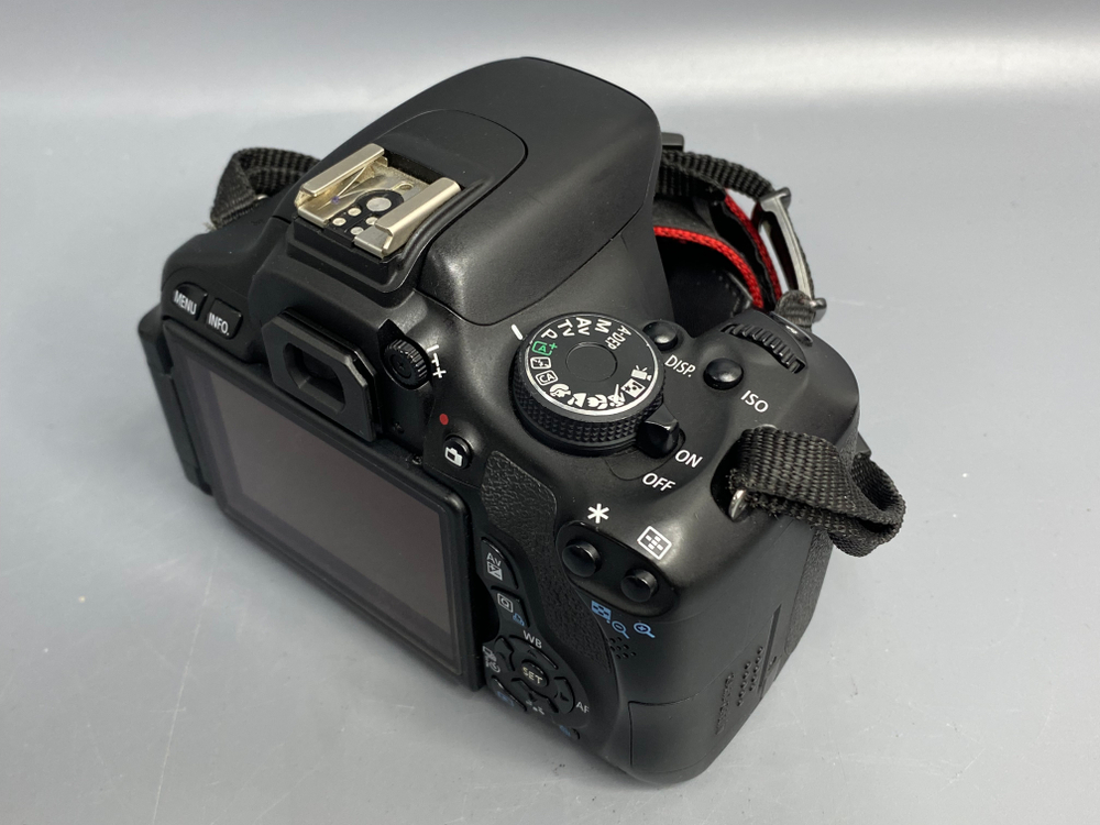 Canon 600d Kit 18-55 31.000 кадров