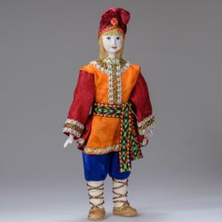 Кукла в крестьянском костюме Тимоша