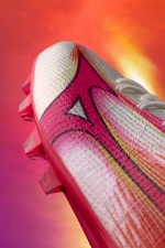 Бутсы Mizuno Alpha III Japan FG - розовый