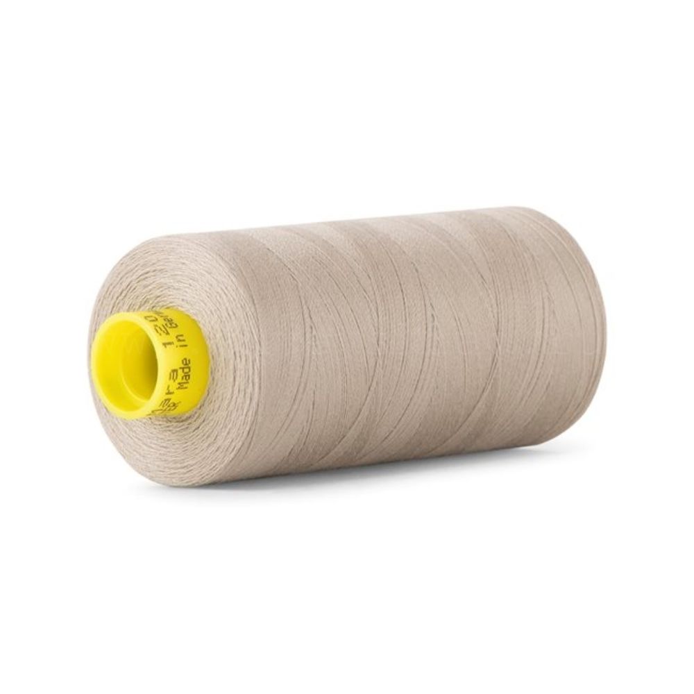 Нитка Gutermann Mara 120 (1000 метров), 1 кат., универсальная | 1217 бежевый