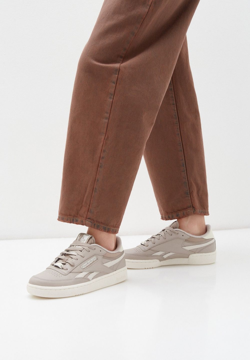 Кроссовки женские REEBOK CLUB C REVENGE