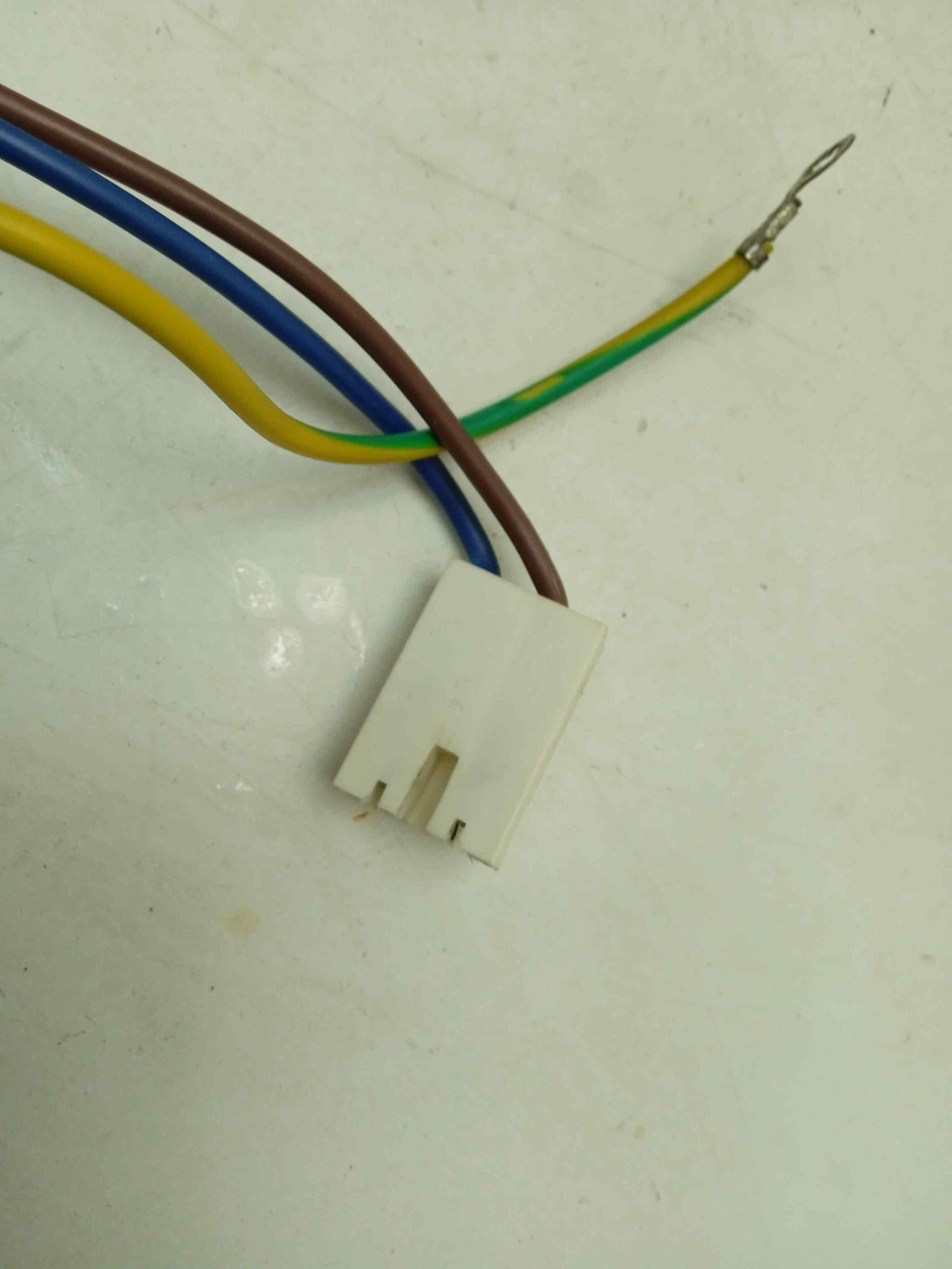 WF-E592NMW кт172 Сетевой шнур для стиральной машины Samsung WF-E592NMW б/у