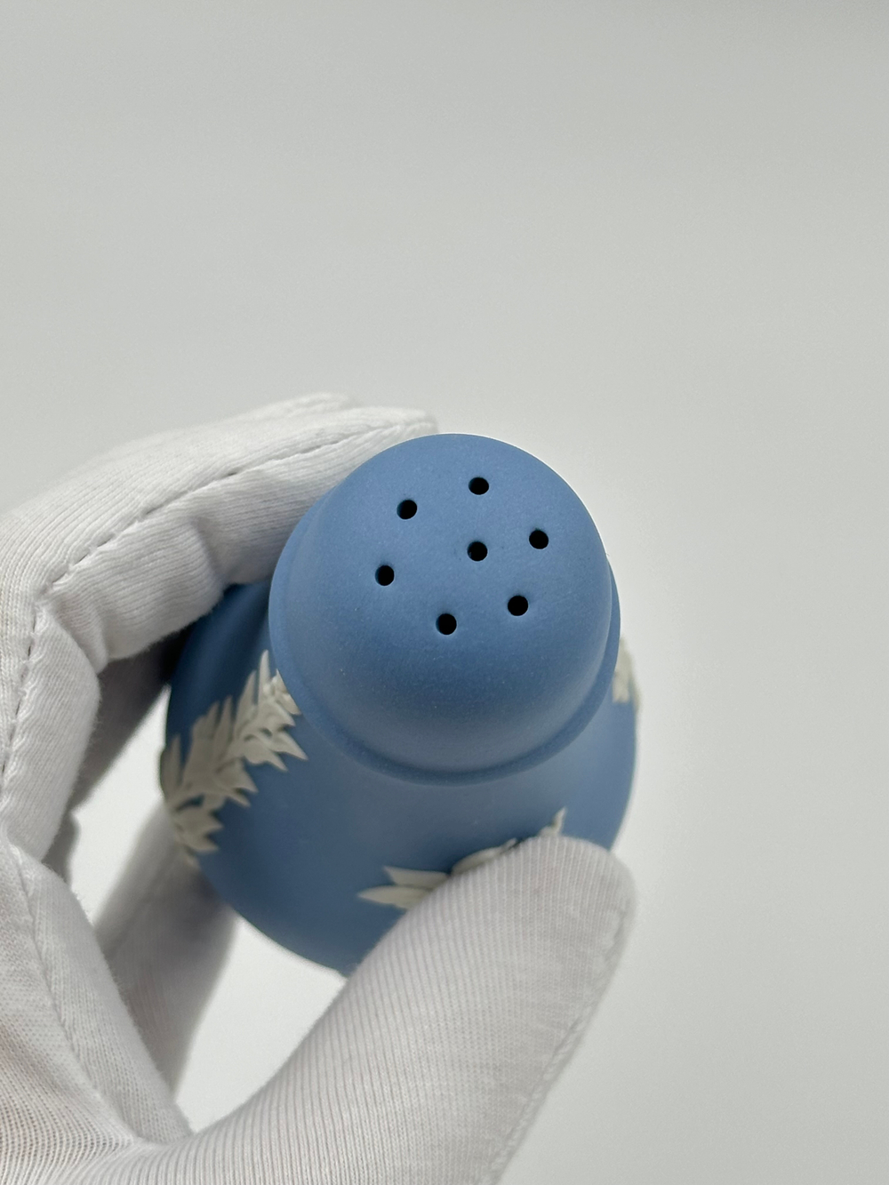 Солонка Wedgwood