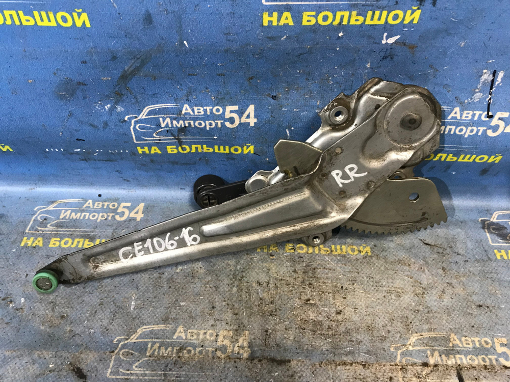 Стеклоподъемник задний правый TOYOTA COROLLA 1995