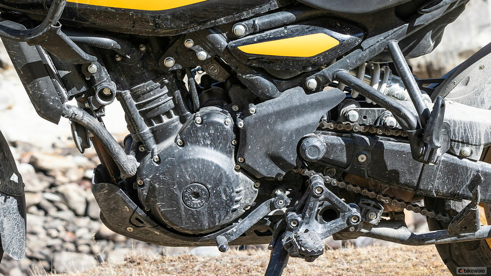 Royal Enfield Himalayan 450 Hanle Black (Premium)