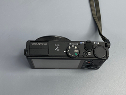 Nikon Coolpix P330