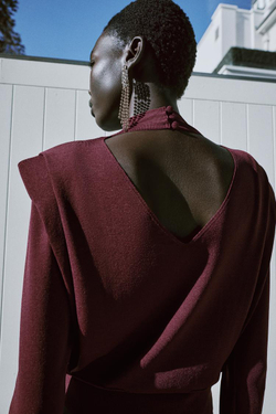 ZARA ТРИКОТАЖНЫЙ СВИТЕР С ПОДПЛЕЧНИКАМИ, БУРГУНДИ
