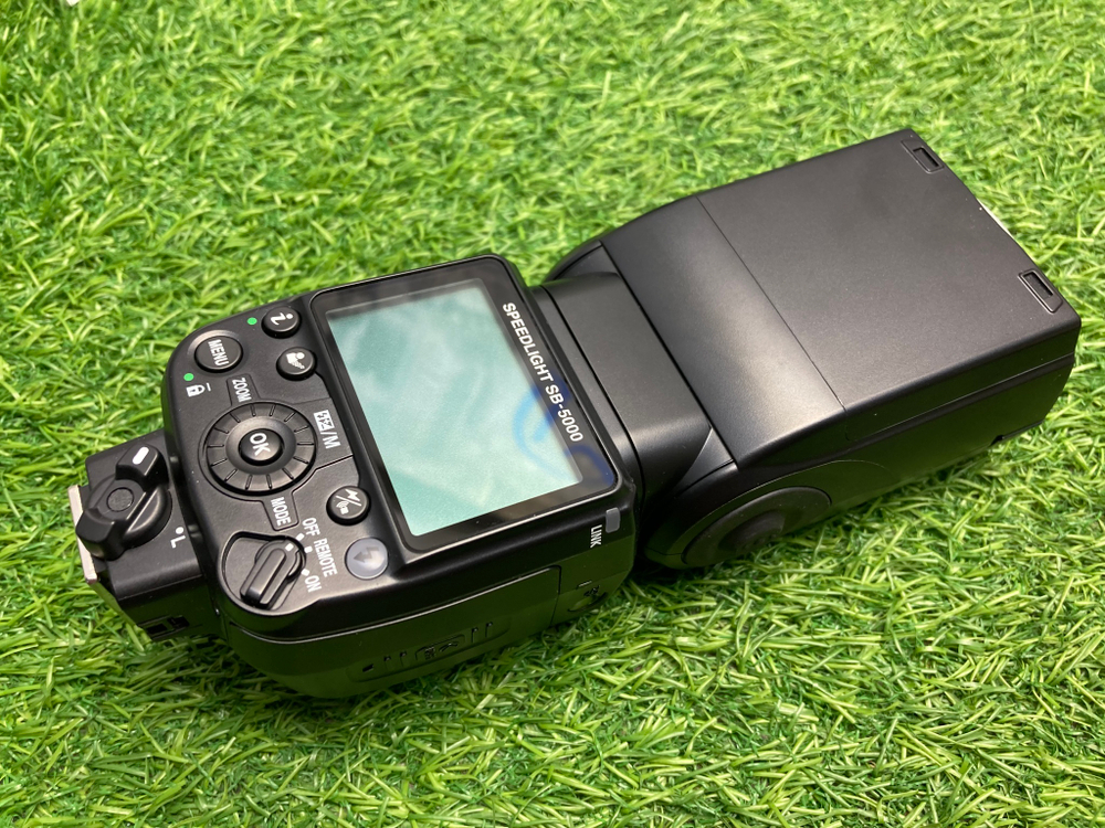 Nikon Speedlight SB-5000