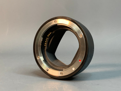 Canon EF-EOS R