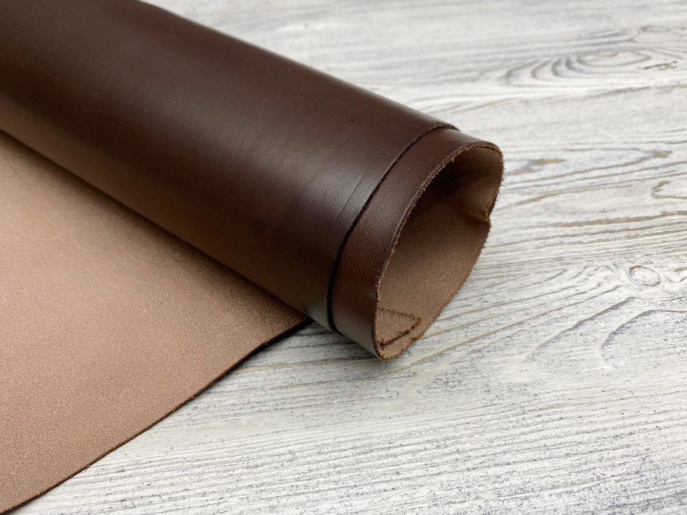 Рулон натуральной итальянской кожи Прима цв. Коричневый / Vacchetta Prima Dark Brown