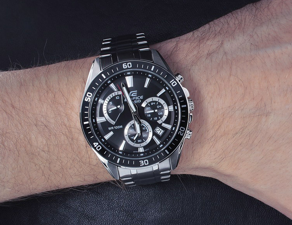 Часы Casio EFR-552D-1A