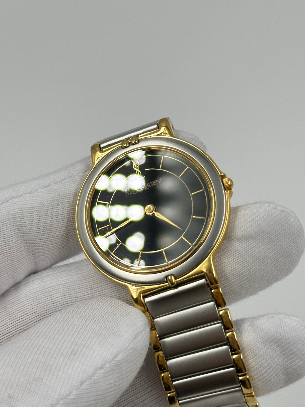 Часы Yves Saint Laurent