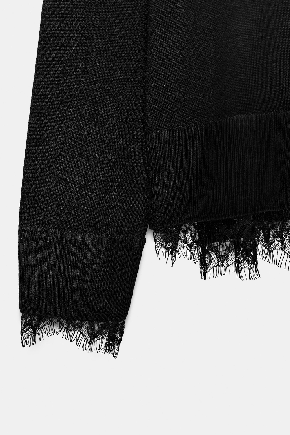 СВИТЕР С КРУЖЕВНОЙ ОТДЕЛКОЙ — ZARA