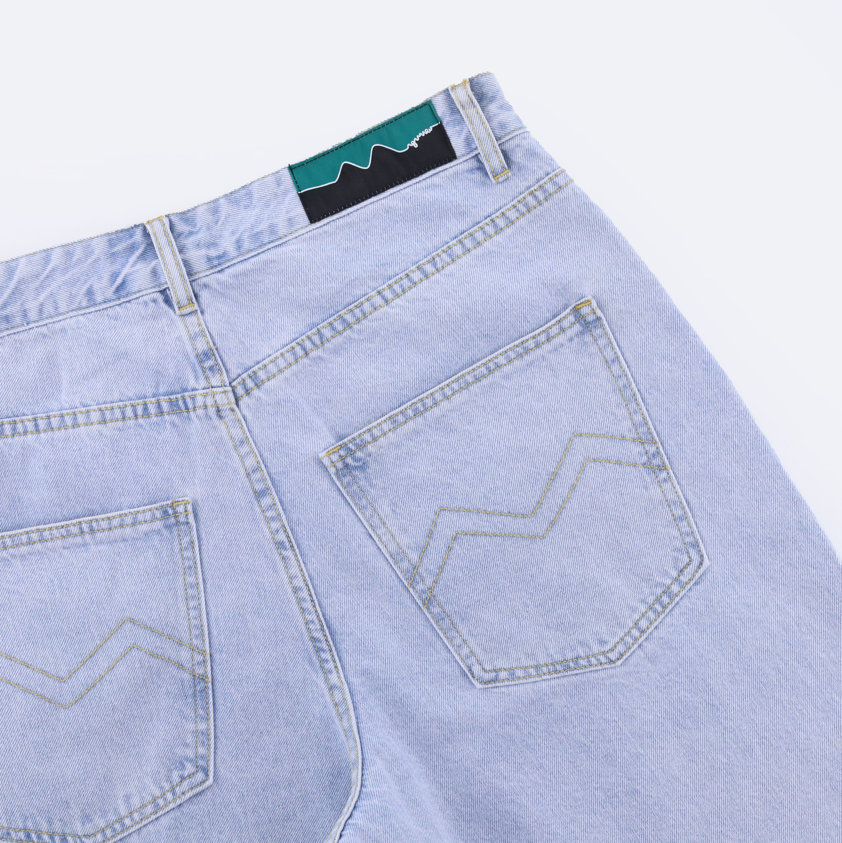 Джинсы Magamaev Bigger M jeans SS24 (blue/bleached) артикул: - купить в магазине Дайс