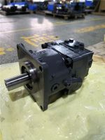 A11VLO260HD1/11R-NPD12K02 - Насос аксиально-поршневой нереверсивный регулируемый с наклонной шайбой для незамкнутой гидросистемы, рабочий объем 260 см3, HD1 = гидравлическое управление по давлению, позитивное управлением ΔP = 10 бар, номинальное давление 350 бар, валP = шпоночный по DIN 6885, проходной вал - K02 = под фланец SAE J744, диаметр 101-2, шлицы 7/8" 13T 16/32DP