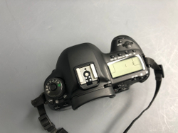 Canon EOS 5D Mark IV 32.000 кадров