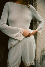 ШОРТЫ ИЗ ФАКТУРНОЙ ТКАНИ С КРУЖЕВОМ — ZARA