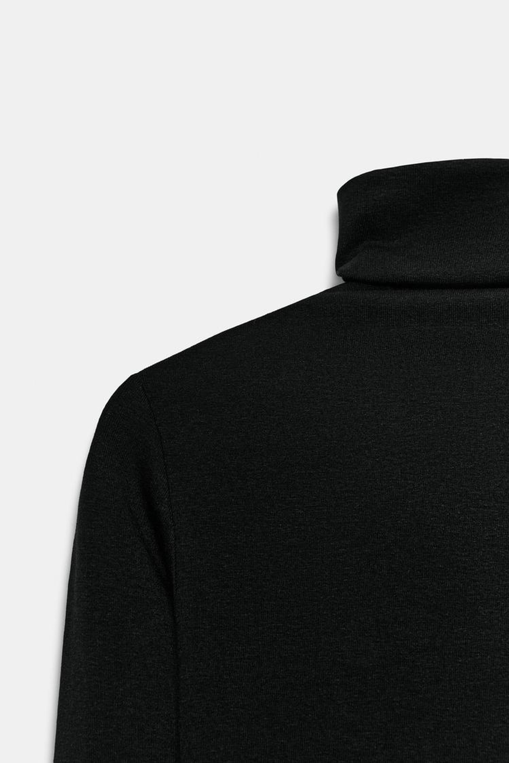 ZARA ФУТБОЛКА С ВЫСОКИМ ВОРОТНИКОМ, ЧЕРНЫЙ