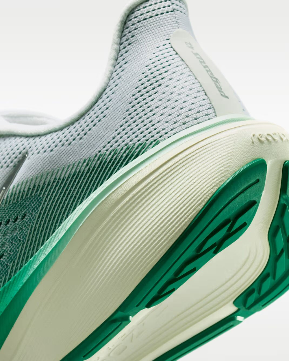 Nike Pegasus 42 Женские кроссовки для бега по шоссе - NIKE