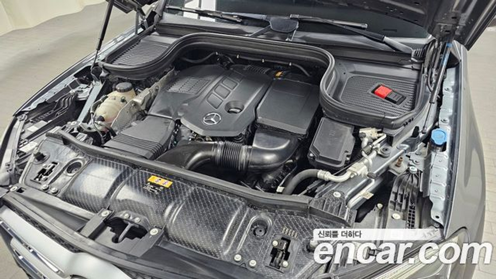 Mercedes-Benz GLE-Class GLE300d 4MATIC — 2020