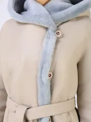 Дубленка зимняя натуральная с капюшоном