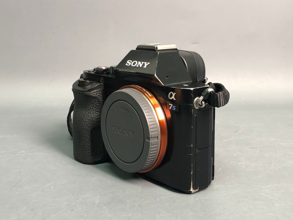Sony A7S (Люфтит байонет) 110.000 кадров