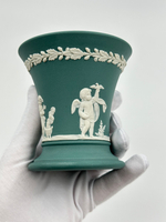 Ваза Wedgwood тёмно-зелёная