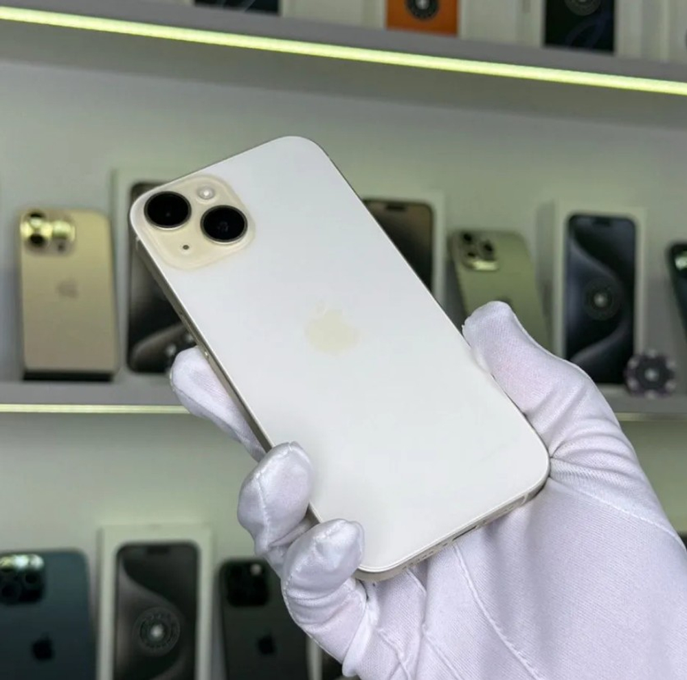 iPhone 15, 256 ГБ б/у