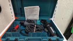 Перфоратор сетевой SDS-plus Makita HR 2470, 780 Вт, 2.7 Дж